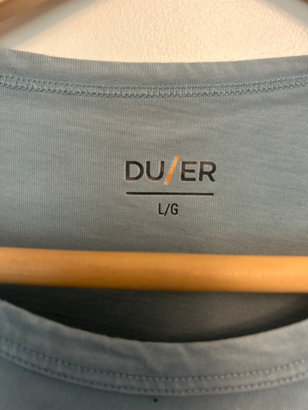 DUER Men's PurePima Vintage Pocket Tee Washed Oceanic Size L NWT - Picture 4 of 7